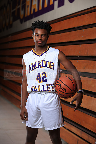 AVHSVarsityBKN00132
