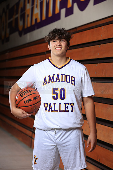 AVHSVarsityBKN00161