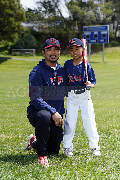 JrPWTwins00143