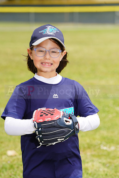 AGP09214