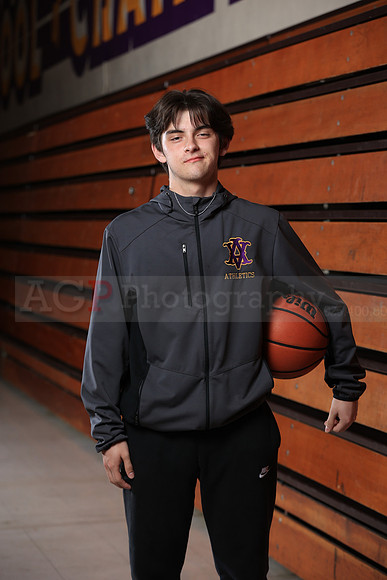 AVHSVarsityBKN00115