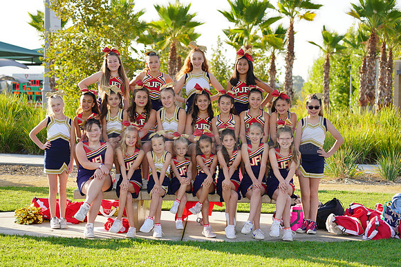 Cheer00016