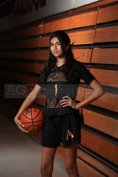 AVHS_Girls_Varsity_BKN00001