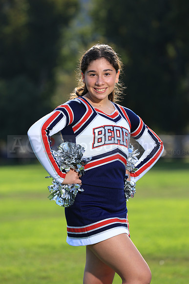 8thGradeCheer00017