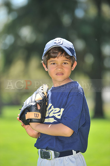 TBall_Cubs094