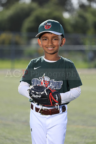 SB_TB_TinCaps036