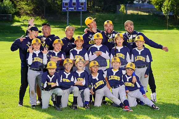 PWLions00155