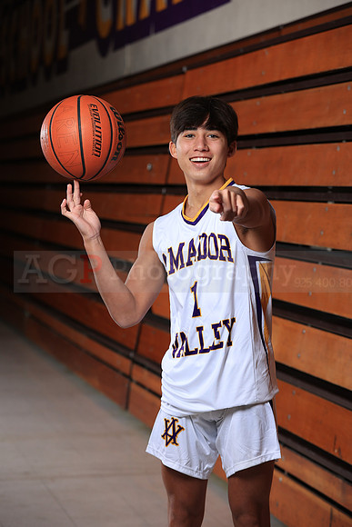 AVHSVarsityBKN00035