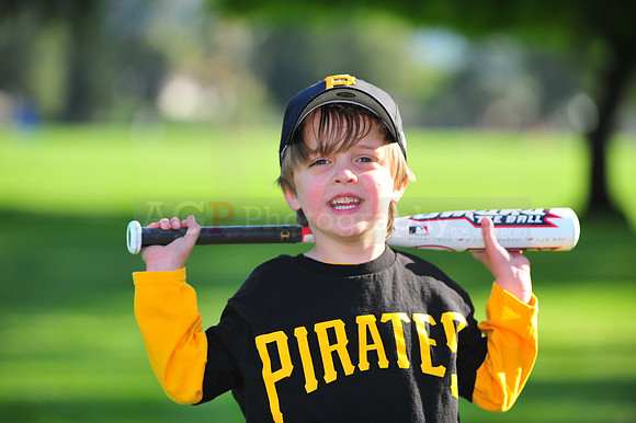 TBall_Pirates008