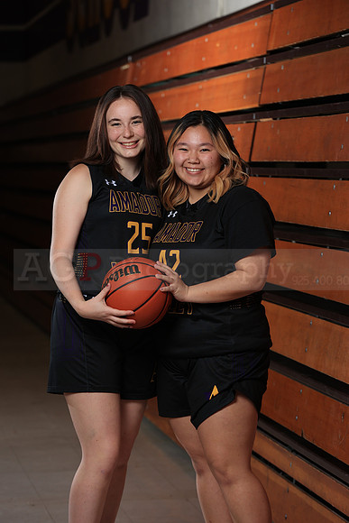 AVHS_Girls_Varsity_BKN00112
