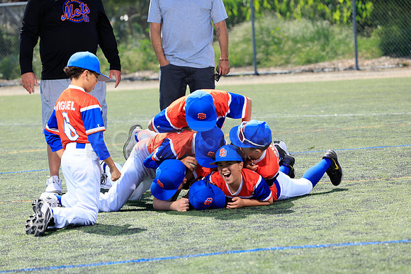 SB_Bronco_Mets54