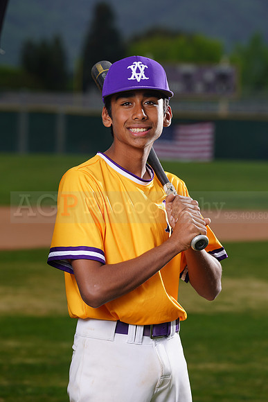 2025_Freshmen_BB070
