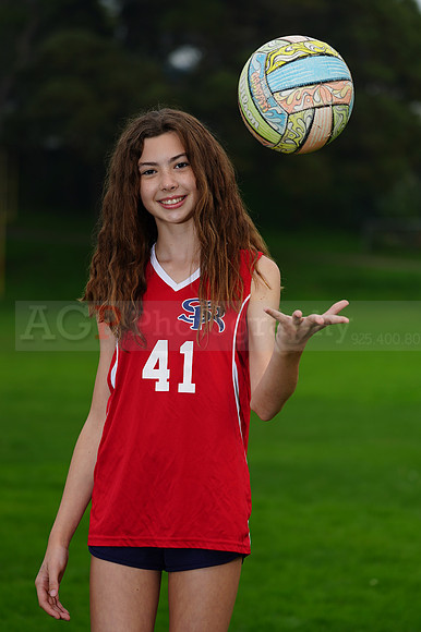6thVBall00075