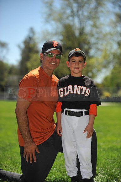 Farm Giants074