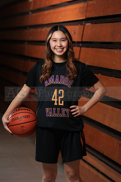 AVHS_Girls_JV_BKN00001