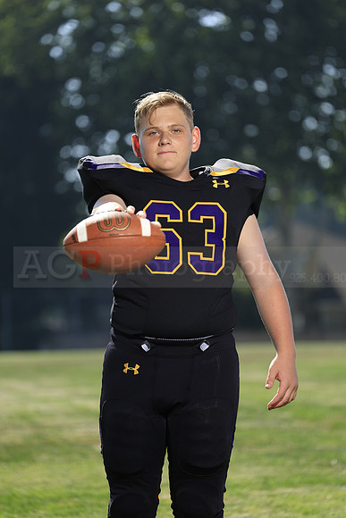 AVHS_JV040