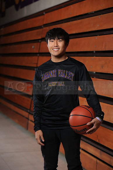 AVHSVarsityBKN00109