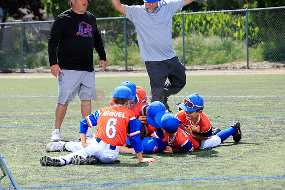 SB_Bronco_Mets56
