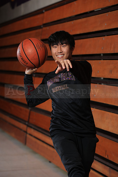 AVHSVarsityBKN00114