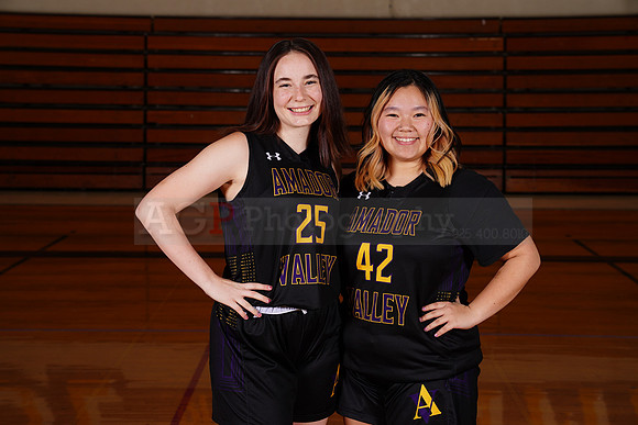 AVHS_Girls_Varsity_BKN00141