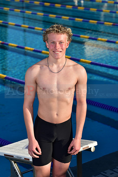 AVHS_Swim_Ind077