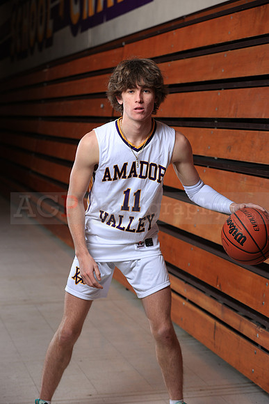 AVHSVarsityBKN00014
