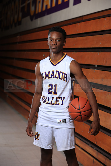 AVHSVarsityBKN00023