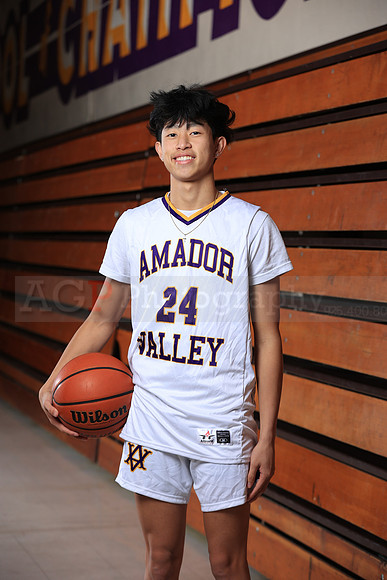 AVHSVarsityBKN00064