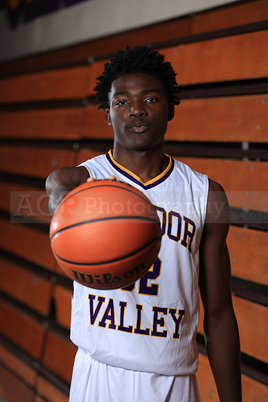AVHSVarsityBKN00092