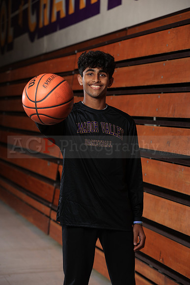 AVHSVarsityBKN00218