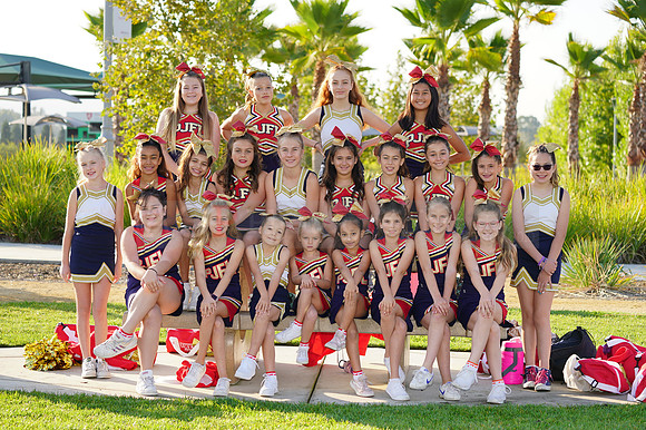Cheer00011