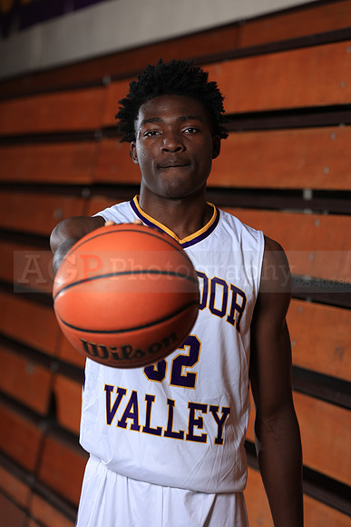 AVHSVarsityBKN00094