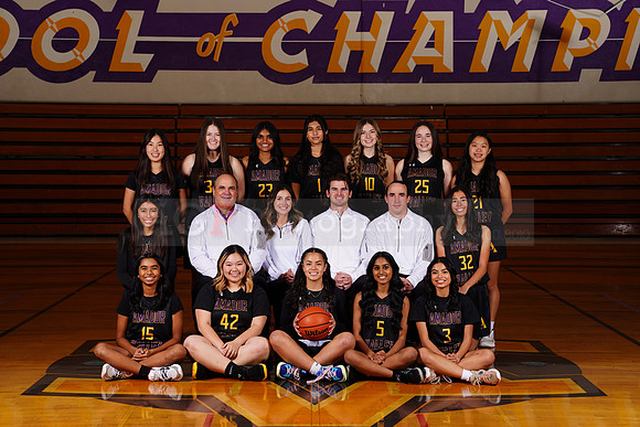 AVHS_Girls_Varsity_BKN00121