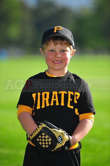 TBall_Pirates095