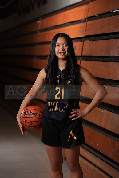 AVHS_Girls_Varsity_BKN00010