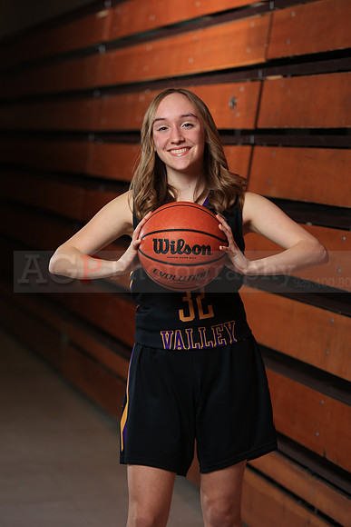 AVHS_Girls_JV_BKN00050