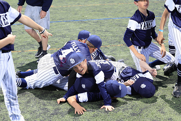 SB_Bronco_Yankees119