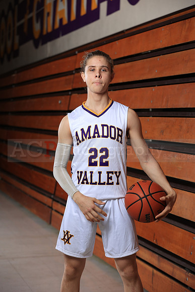 AVHSVarsityBKN00144
