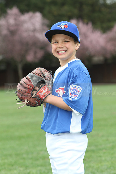 AAABlujays040