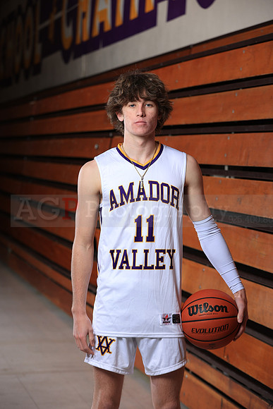 AVHSVarsityBKN00011