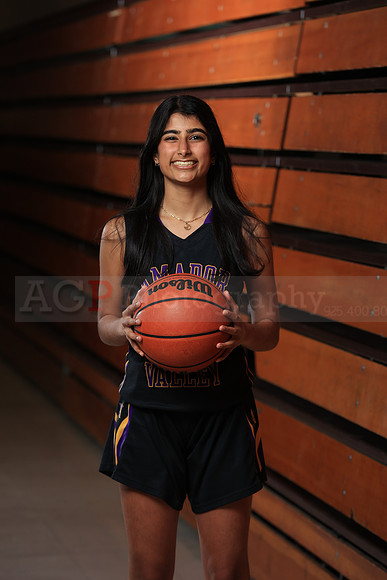 AVHS_Girls_JV_BKN00072