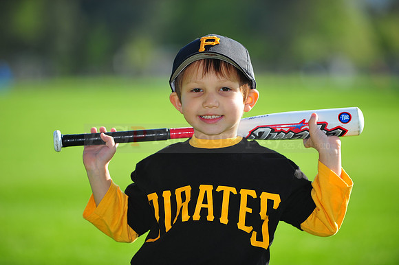 TBall_Pirates077