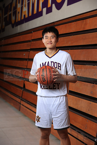 AVHSVarsityBKN00193
