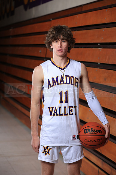 AVHSVarsityBKN00010