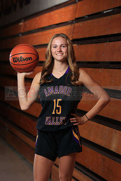 AVHS_Girls_JV_BKN00027