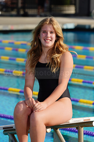AVHSSwimPortrait00158