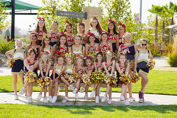 Cheer00018