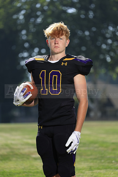 AVHS_JV006