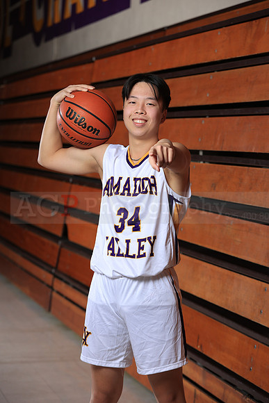 AVHSVarsityBKN00103
