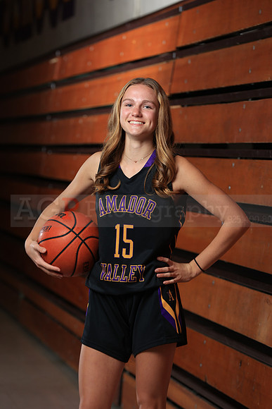 AVHS_Girls_JV_BKN00026